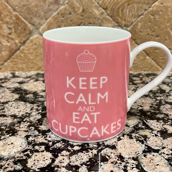 Kent Pottery Keep Calm and Eat Cupcakes coffee mug - Picture 3 of 3